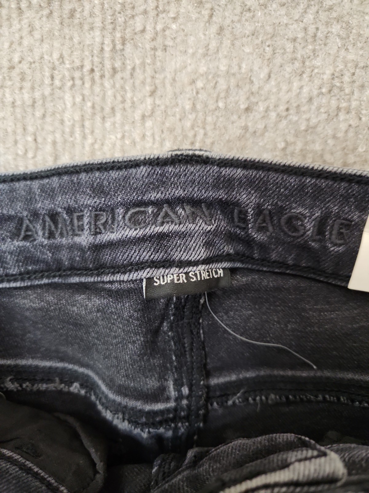 American Eagle Super Stretch Jegging Jeans Womens 2 Black Wash Raw Hem NEW