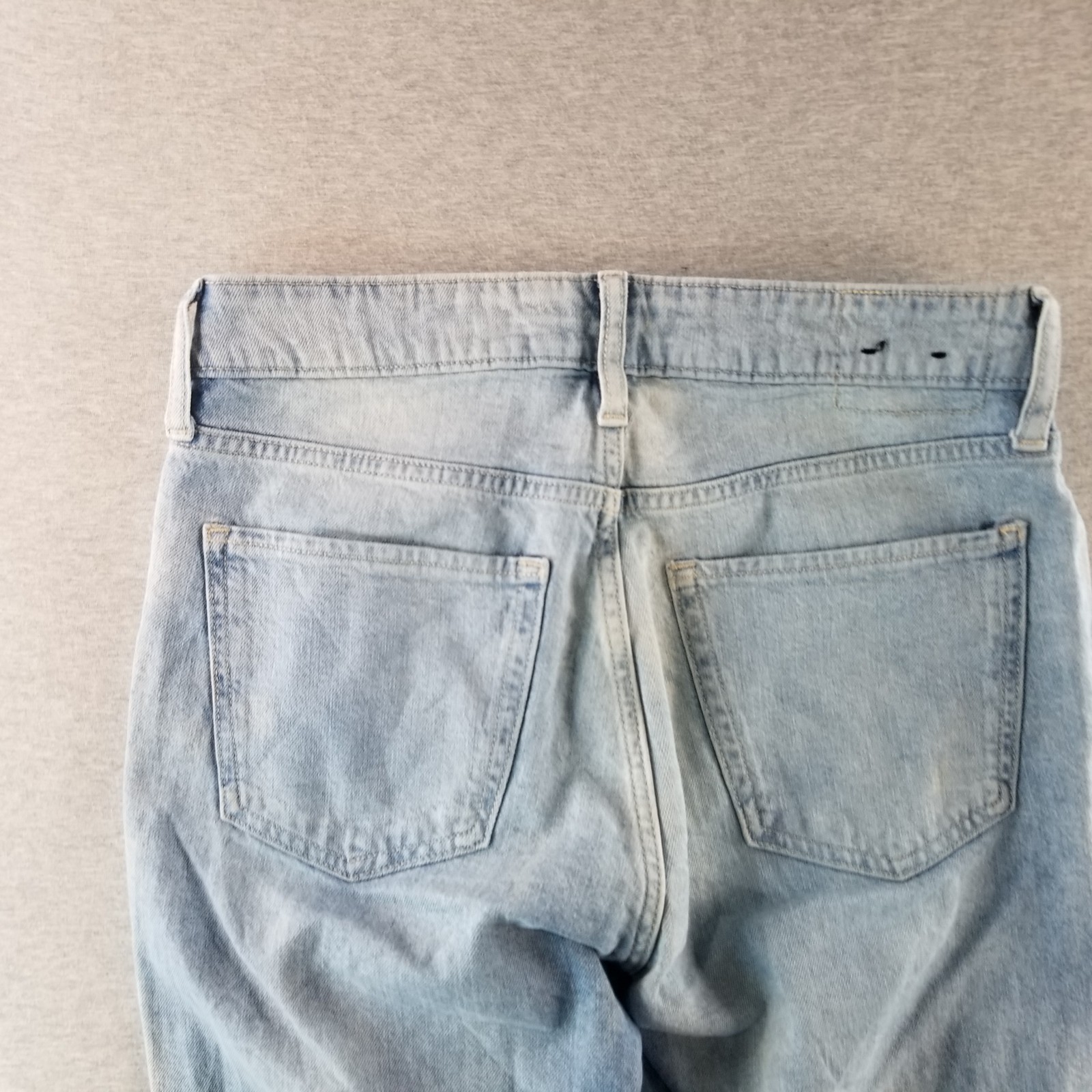 Gap Jeans Womens Sz 2/26R Universal Slim Boyfriend Light Wash Normcore Cute Nice