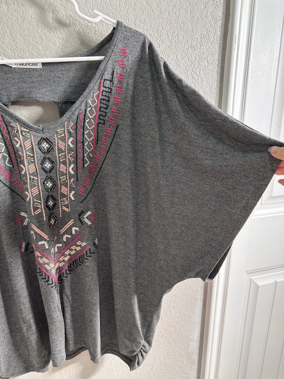 Maurices Women’s Gray Geometric Embroidered Beaded V-Neck Dolman Tunic Top 2X