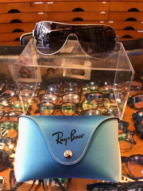 NEW IN BOX RAY-BAN RB3471 WRAP SUNGLASSESSilver Chrome Metal Wrap Dark Gradient