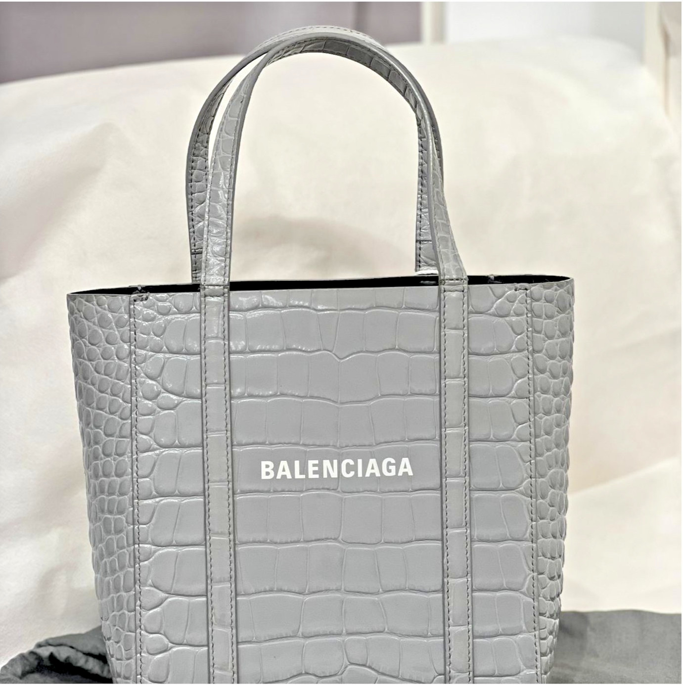 Authentic Balenciaga Everyday Tote Croc-embossed Calfskin Tote Grey eBay AG