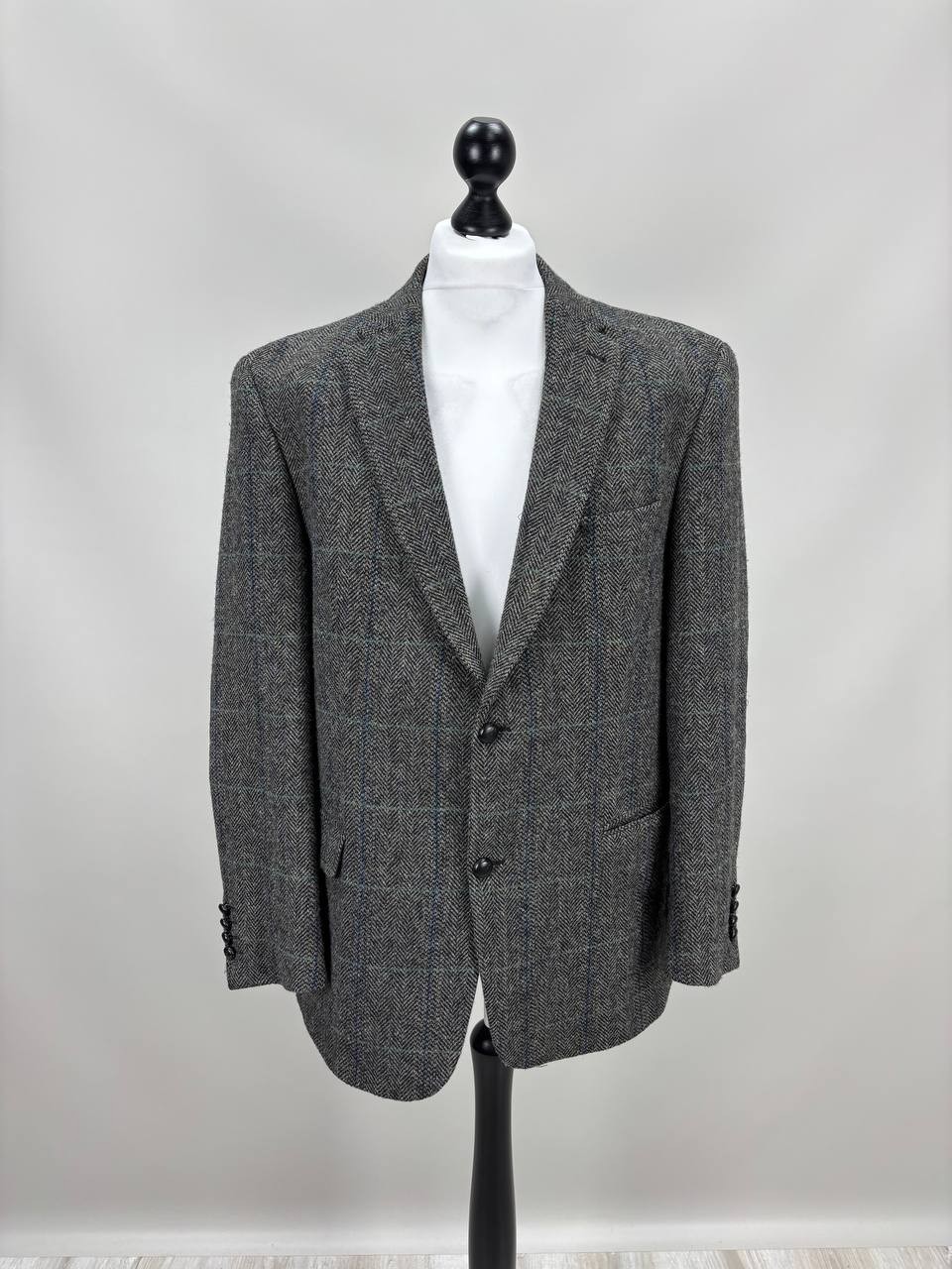 Mens blazer Harris Tweed Size S46 Color Gray Duties Paid (USA)
