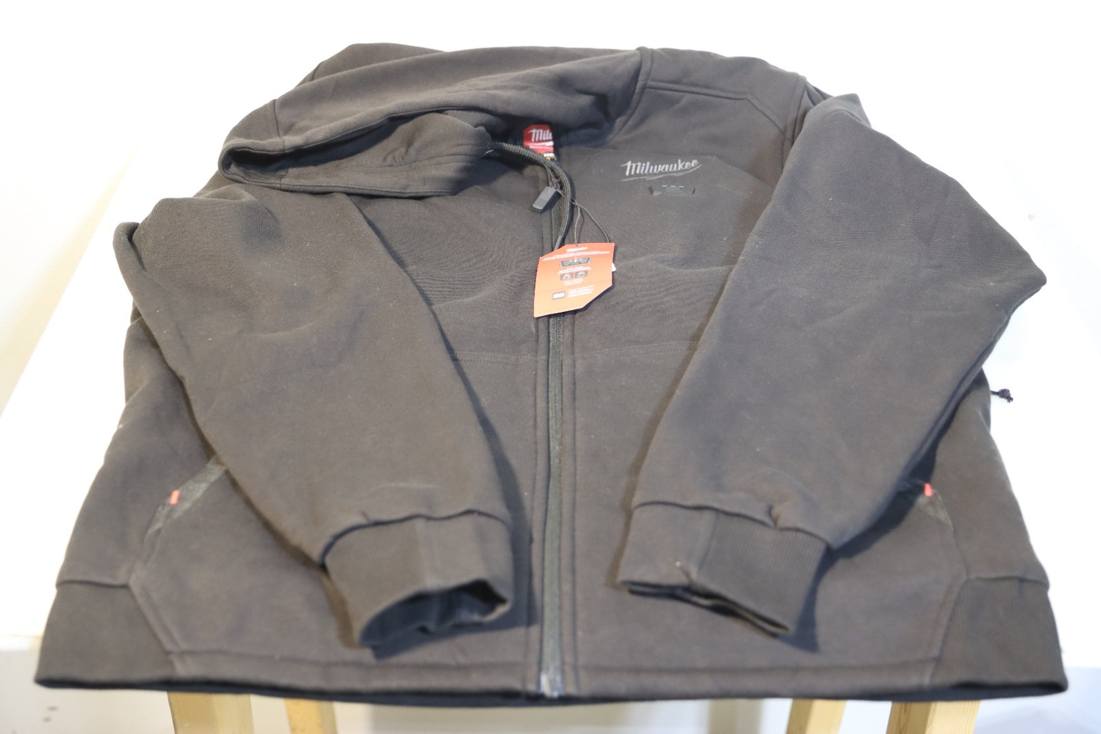 Milwaukee Men’s LARGE M12 Black Heated Hoodie Kit M200B-21L