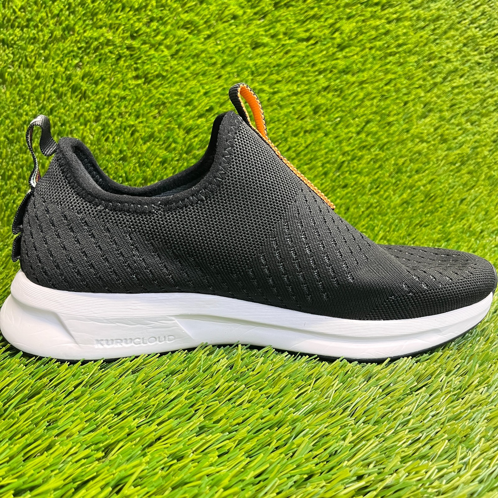 Kuru Atom Womens Size 9 Black White Athletic Walking Slip On Shoes Sneakers