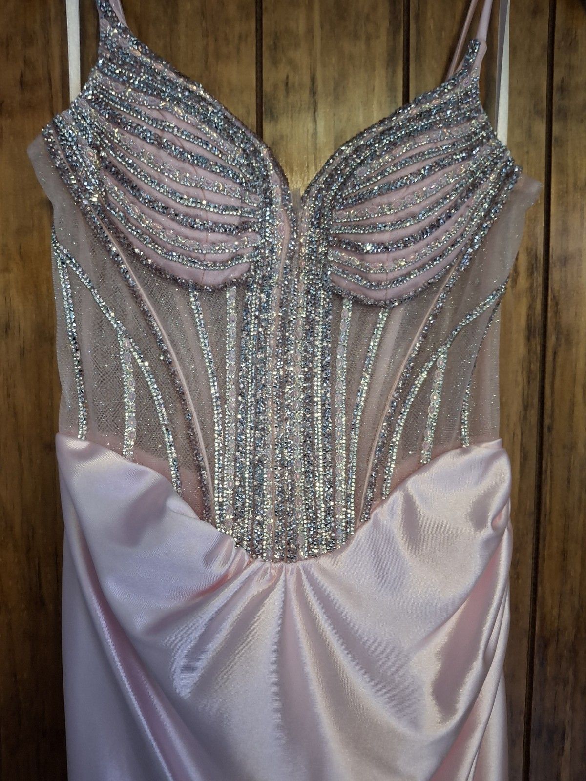 Ladivine by Cinderella Divine New Pink Beaded Prom Dress Size 6