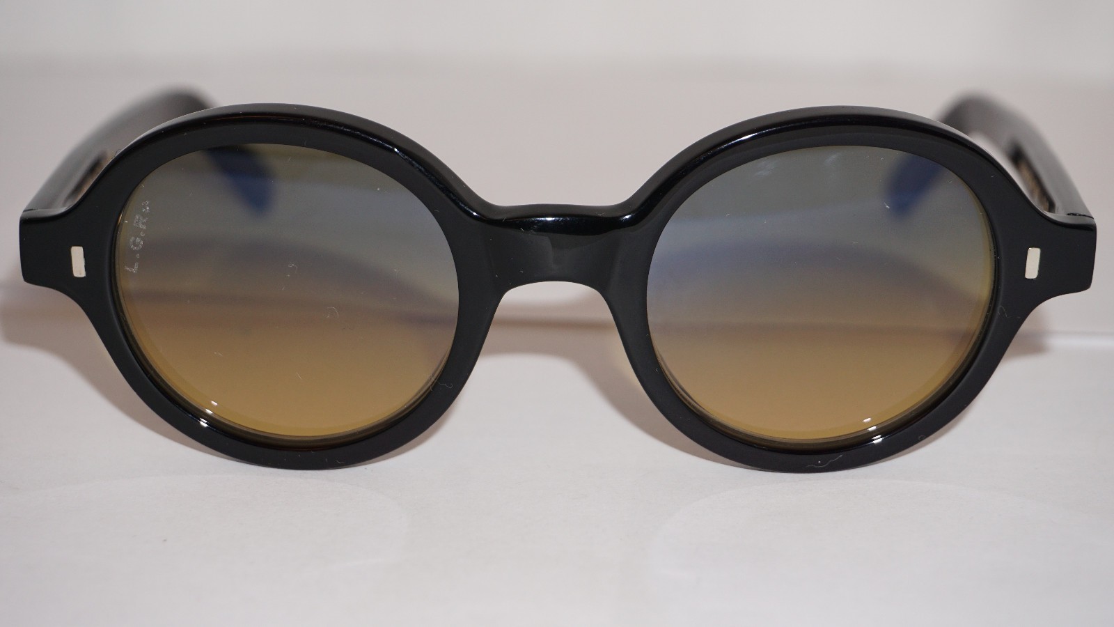 L.G.R Sunglasses REUNION BOLD 4172 Round Black Yellow Gradient 49 25 145