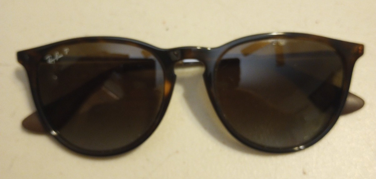 Ray-Ban Erika Sunglasses Womens Round Gradient Polarized RB4171 710/T5 54M READ❗