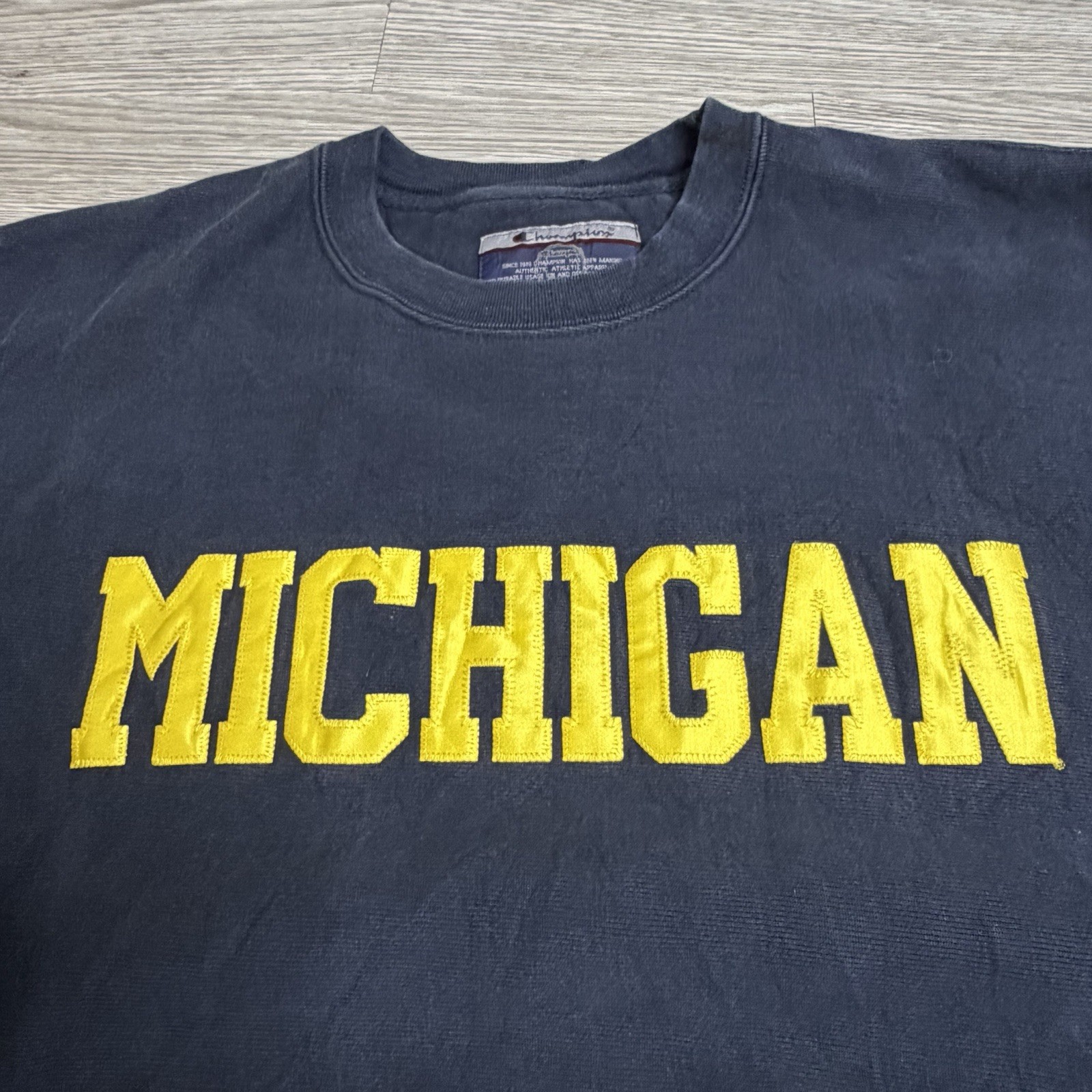 Vintage Champion Reverse Weave Michigan Wolverines Sweatshirt Size Large