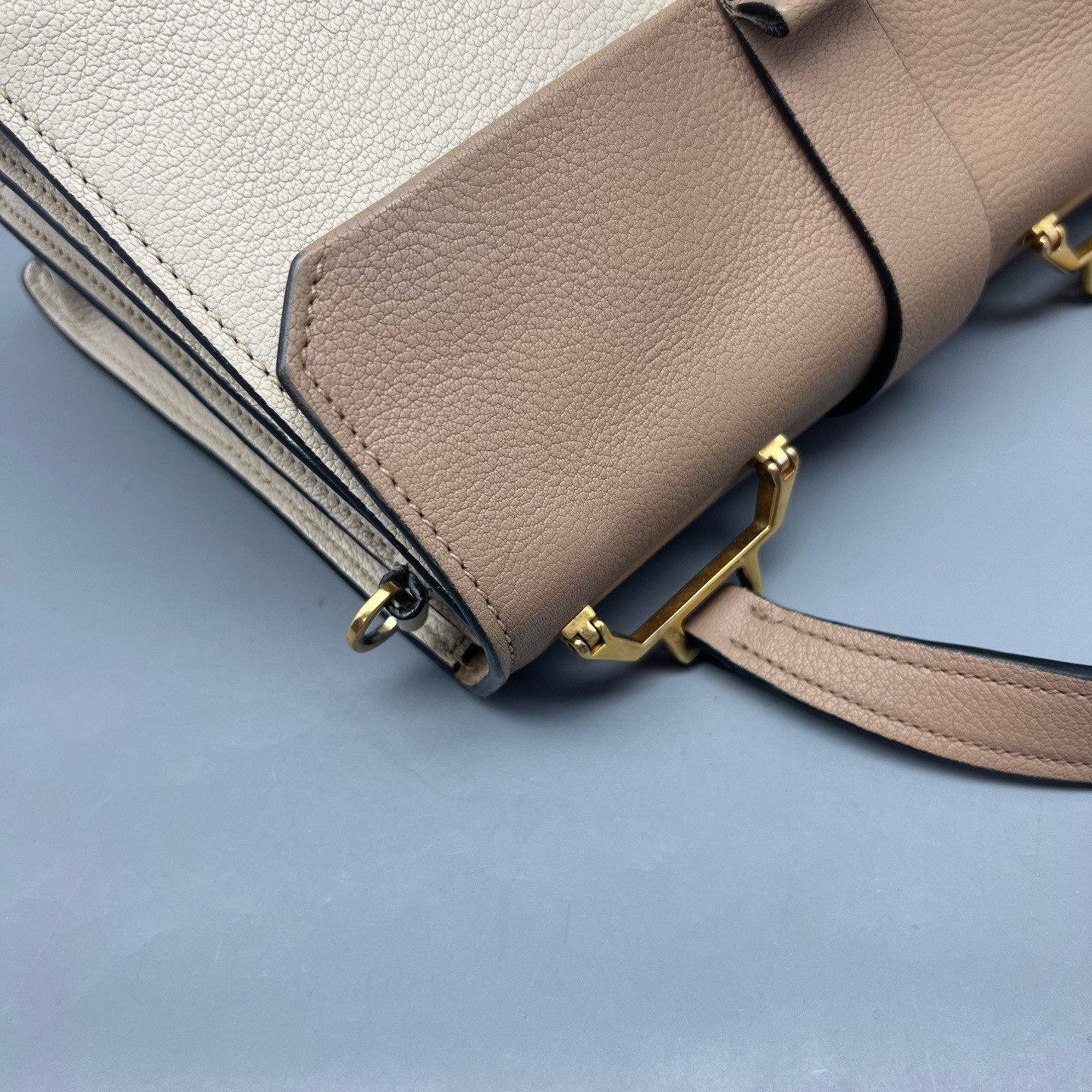 Miu Miu Pre-Owned Authentic Luxury Handbag Colorblock 27*18*13cm