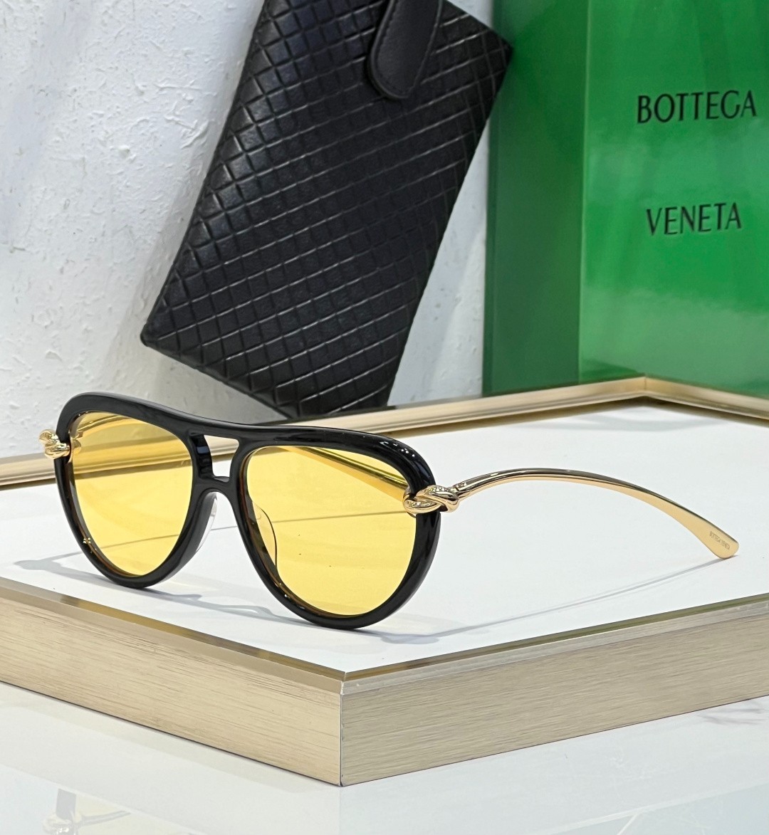 Bottega Veneta BV1418S Sunglasses SIZE：58口15-145