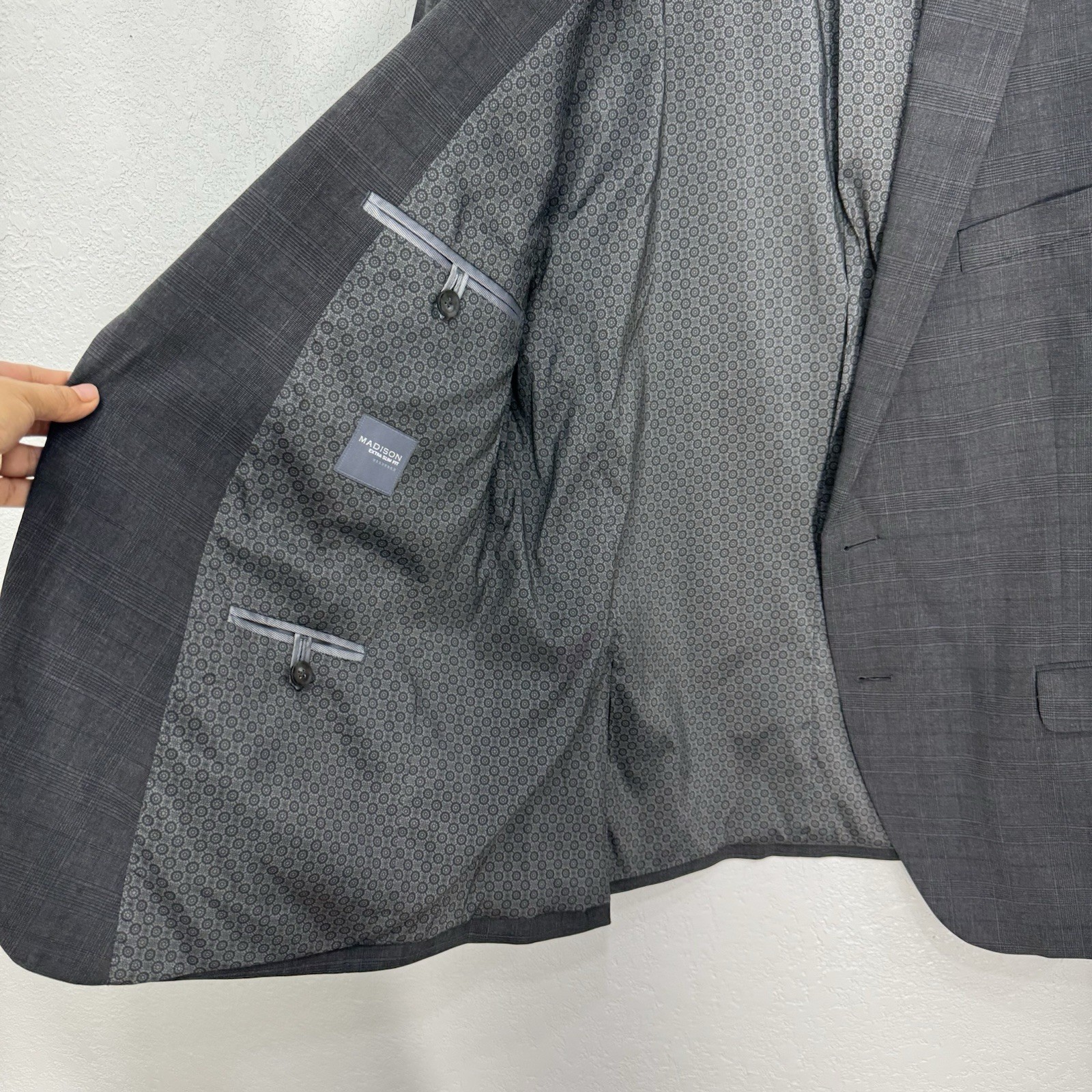 Madison Slim Fit Gray Basic Blazer Jacket For Mens Size 44R Career 2 Button Suit