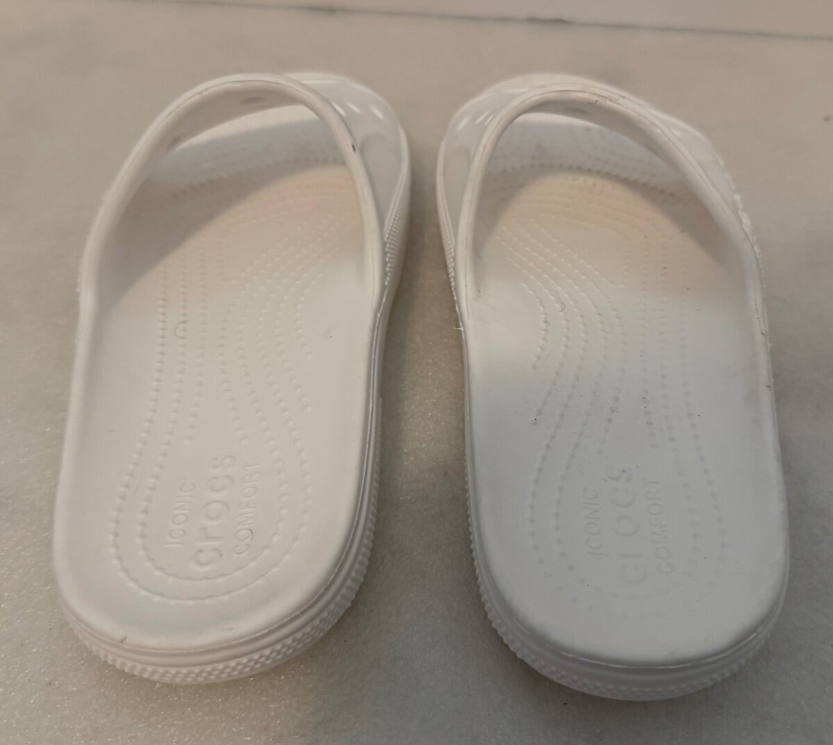 Crocs White Unisex Baya Slide Sandal Women’s 9 ~ Men’s 7