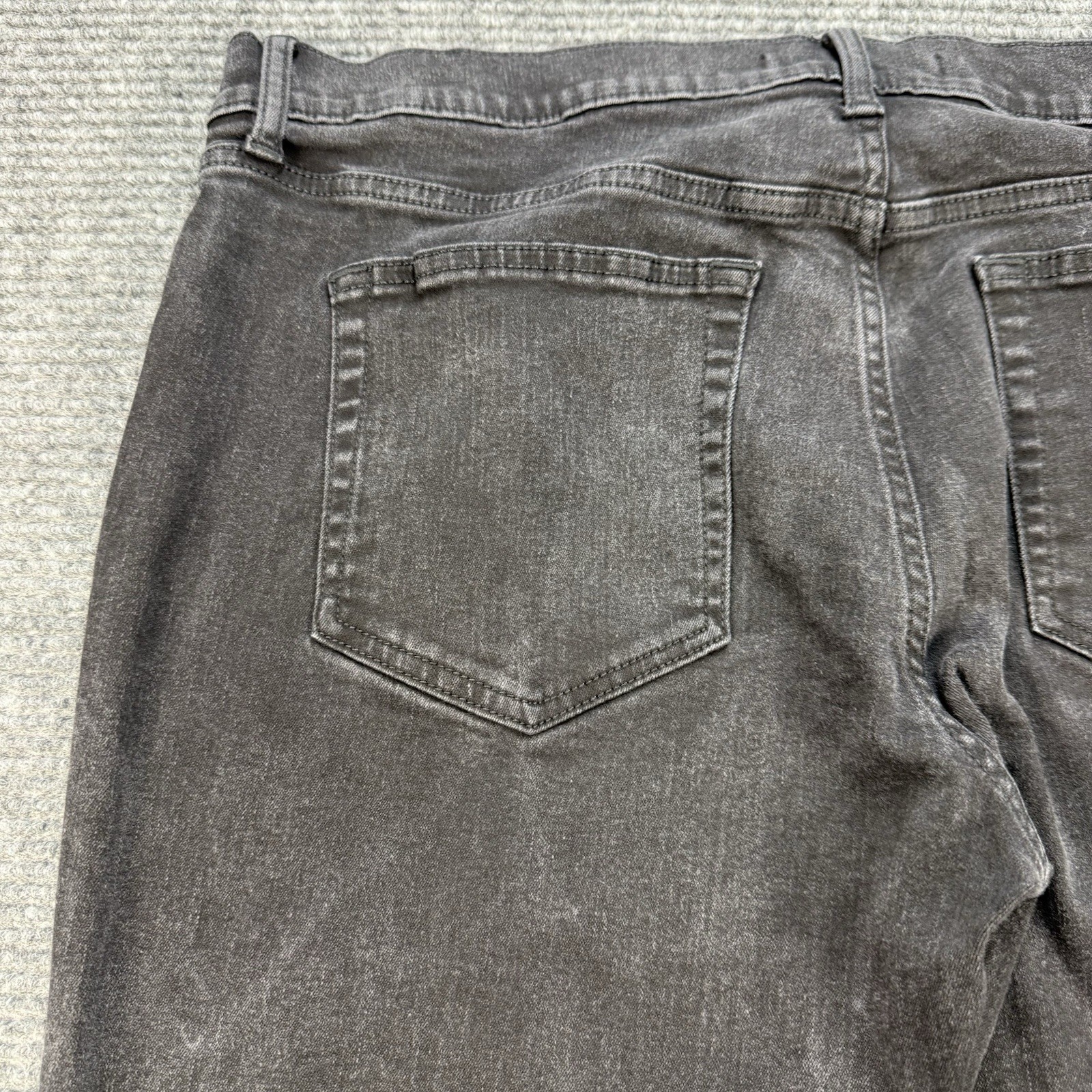 Joe’s Jeans Mens 38×31 Black Washed Marble Straight Fit Denim