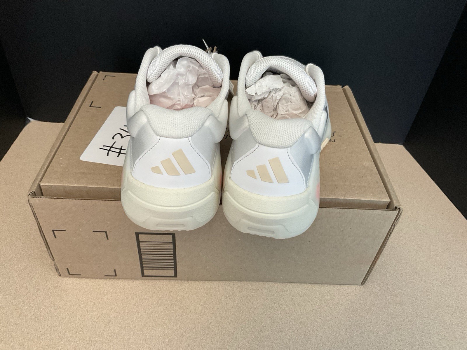 New! Womens Adidas Dropset 4 Power Training Shoes. Size 8.5. Awesome Shoes!
