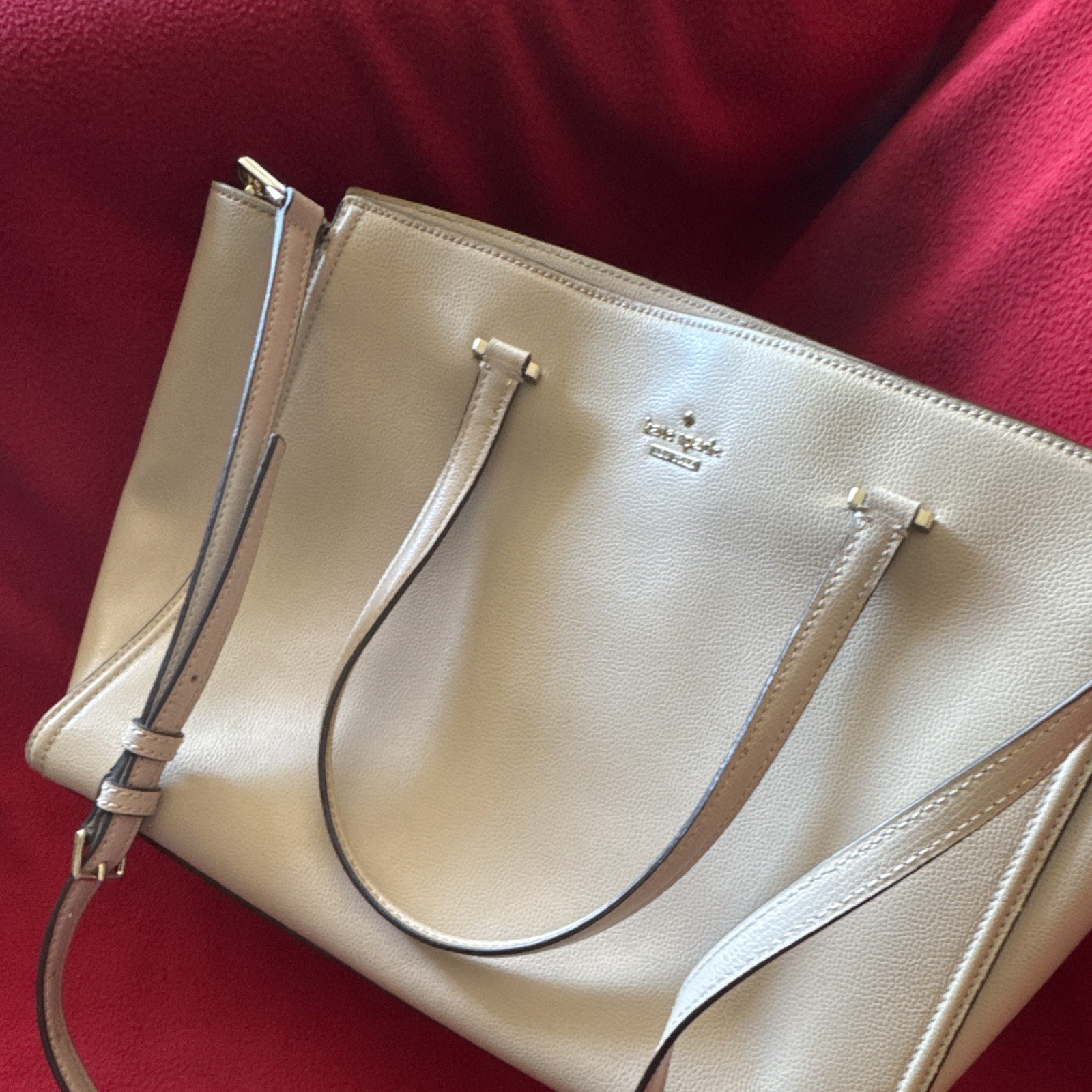 Kate Spade New York Beige Pebbled Tote Zip Top Detachable Strap Gold Logo