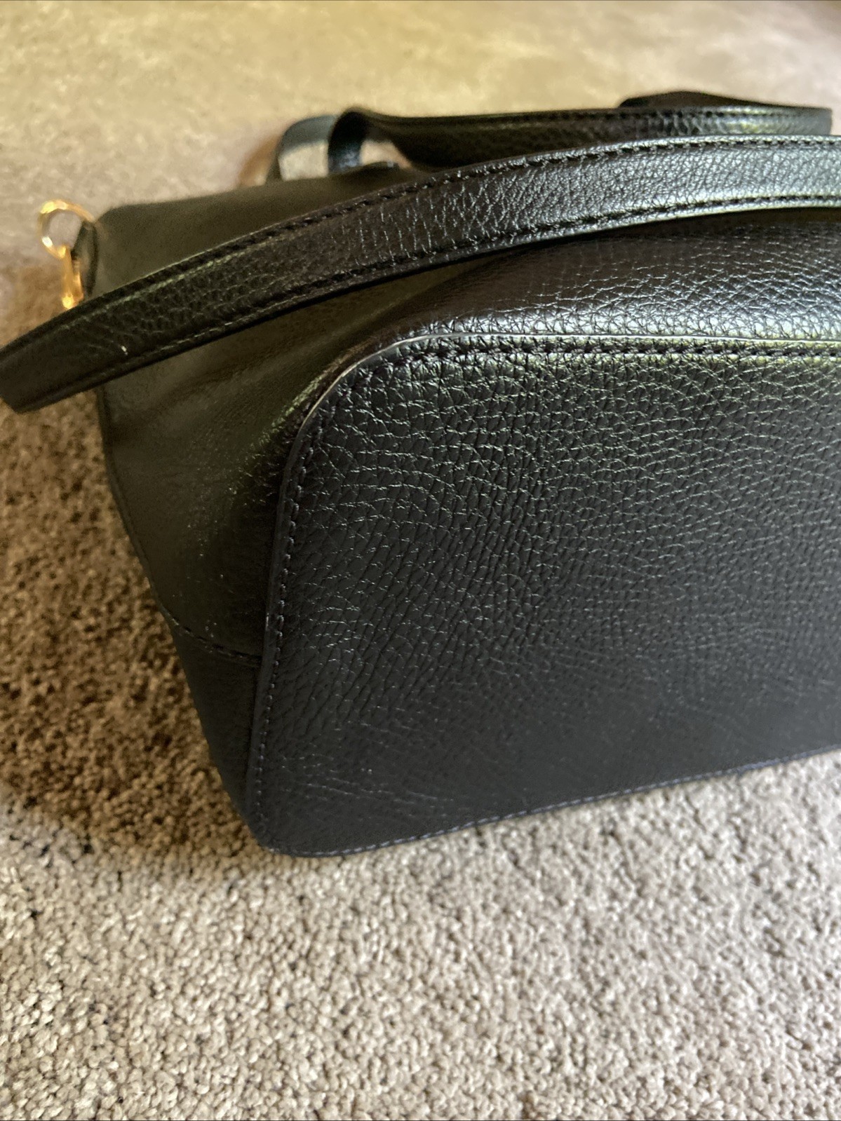 Lauren Ralph Lauren Black Med Size 100% Polyurethane Tote Classy Classic