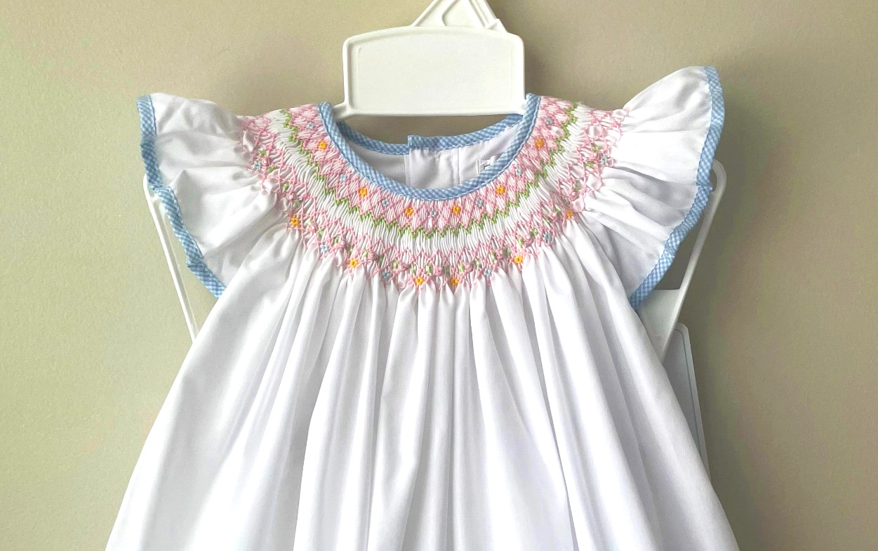 NWT Petit Ami White Blue Smocked Bishop Dress 2T Toddler Girls 2 Year Angel Wing