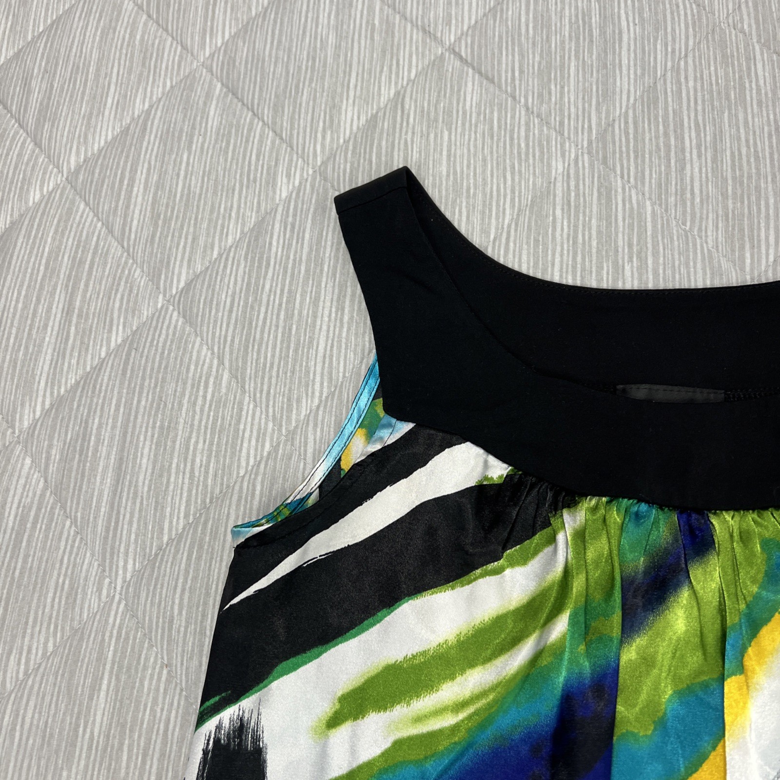 B Wear Tank Top Blouse Womens Small Black Sleeveless Colorful Stretch Artsy Boho