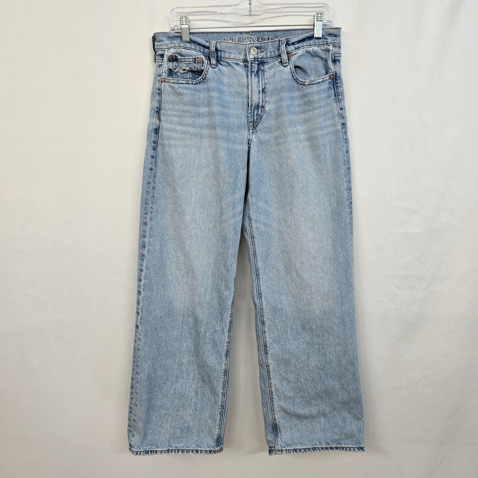 American Eagle Strigid Stove Pipe Jeans Women’s 8 Regular Light Wash Fray Hem