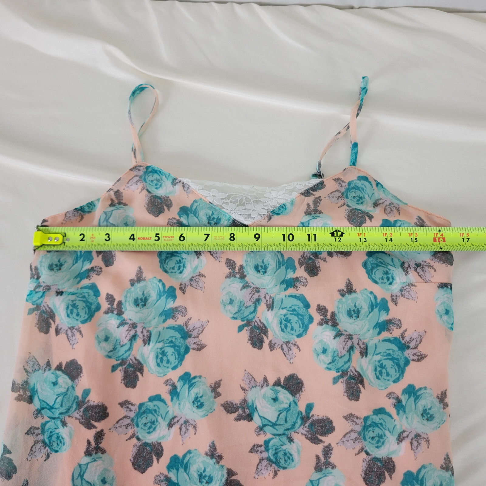 Xhilaration Shirt Womens Medium Multicolor Spaghetti Strap Top Floral Lace Trim