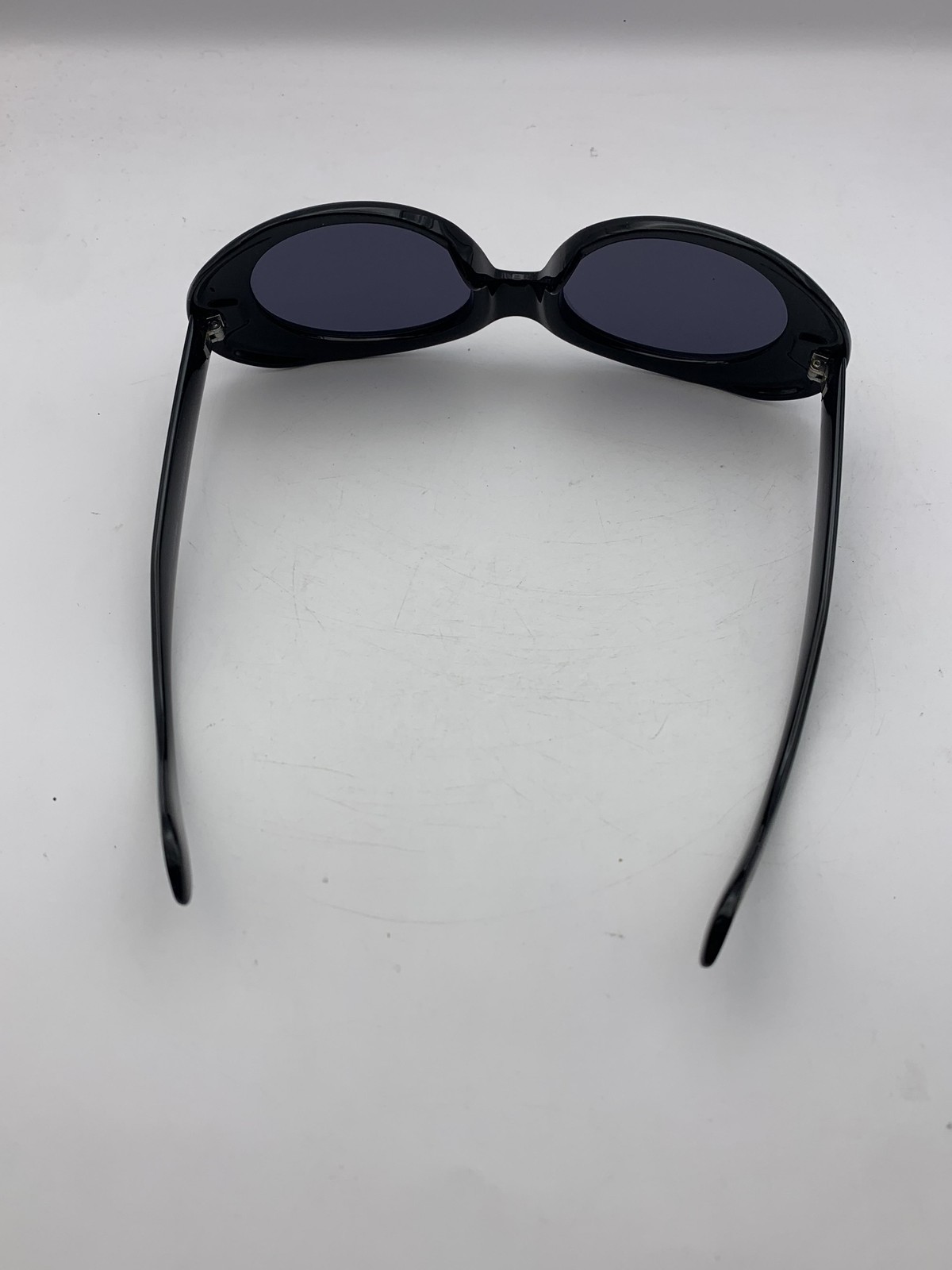 Elizabeth And James Sunglasses WG01SU01 Black Oval Womens Gray Oversized China
