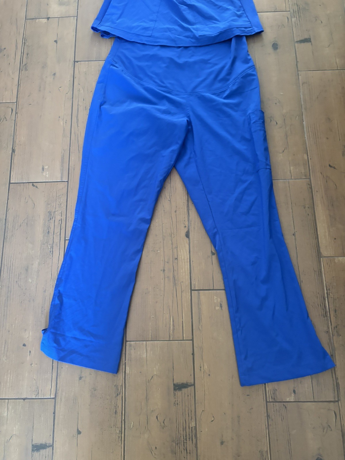 Med Couture E-Z Flex Unisex Scrub Set Blue V-Neck Top & Pants Size M