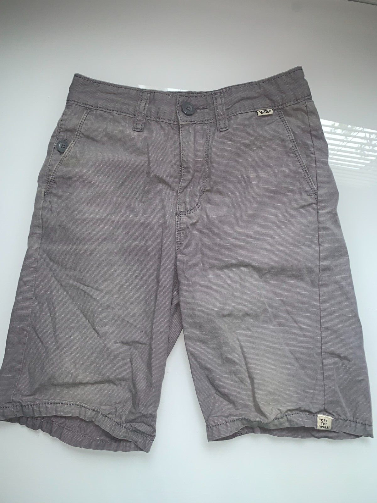 Van’s Medium Grey “Off The Wall” Boys School / Casual Walking Shorts Size 8