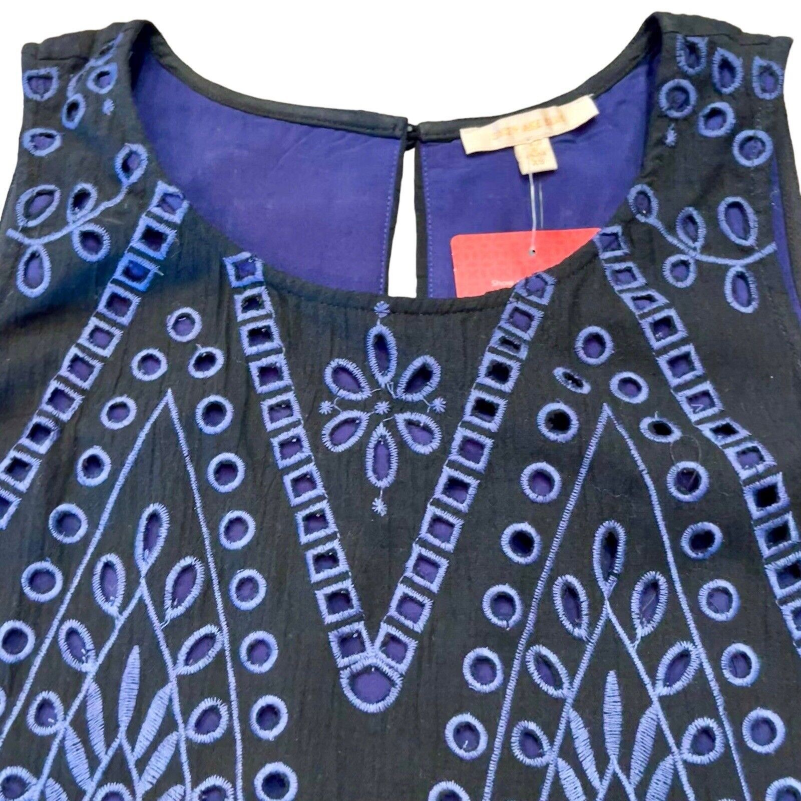Sleeveless Embroidered Boho Blouse XS Black Navy Eyelet Skies Are Blue NWTj