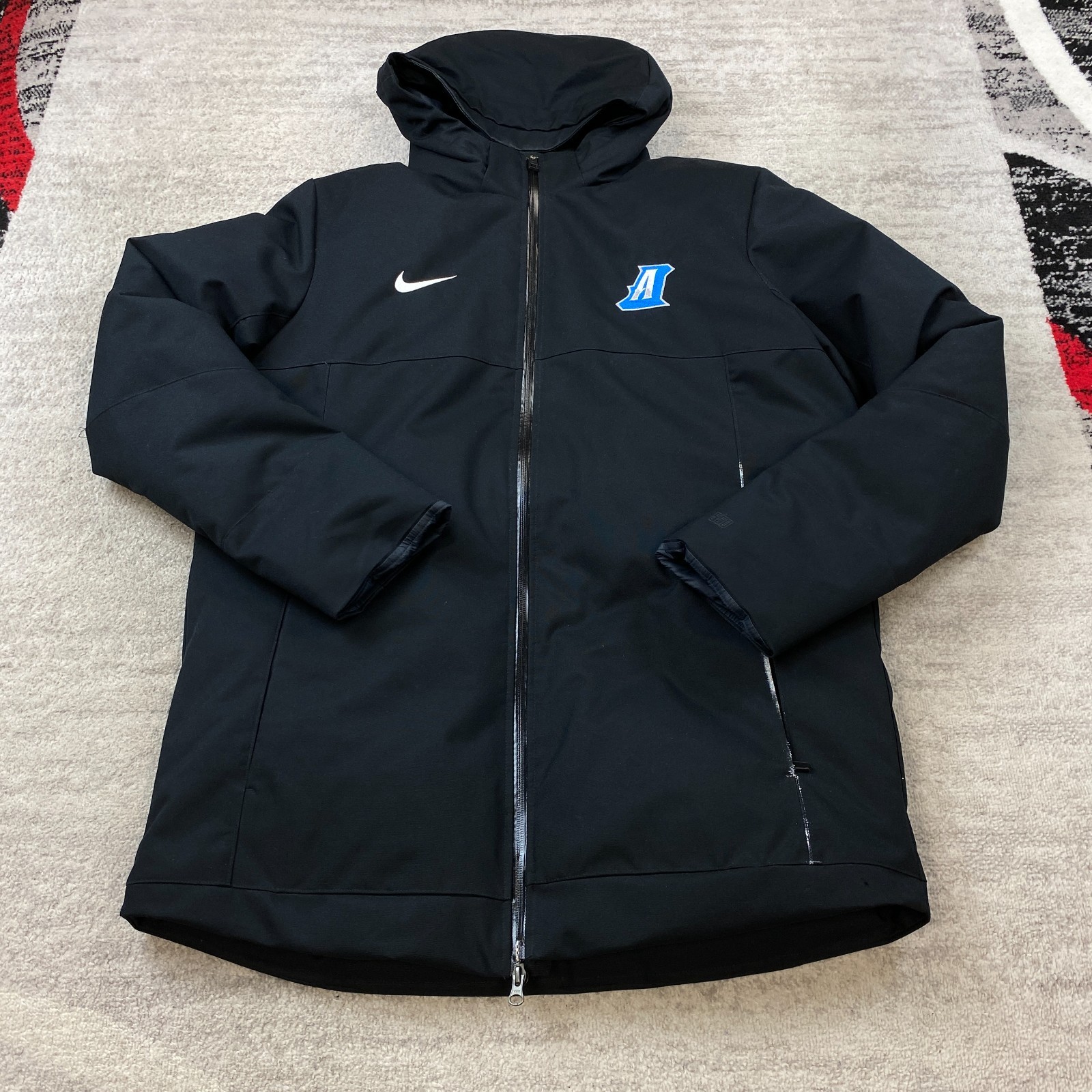 Nike Team Training 550 Down Fill Hood Puffer Jacket Medium Black Quilted 915036