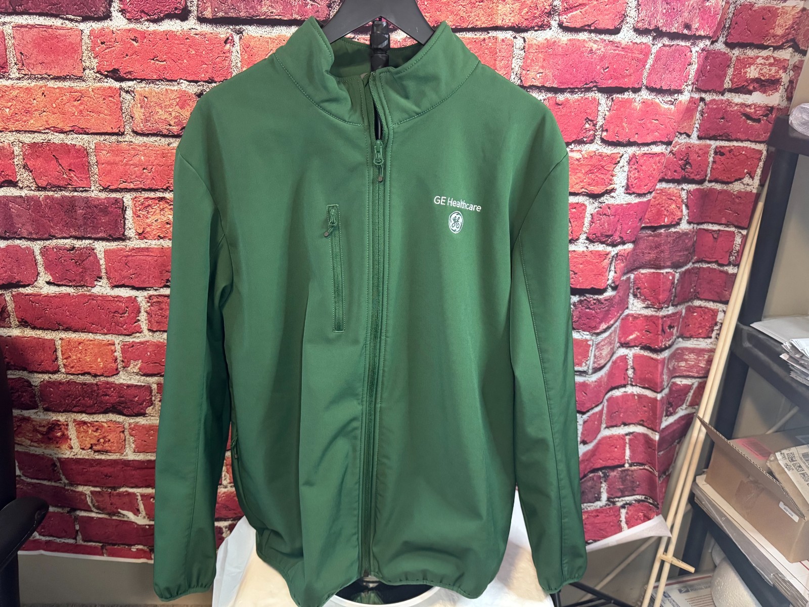 GE Healthcare Adult Employee Full Zip Green Jacket Size Large