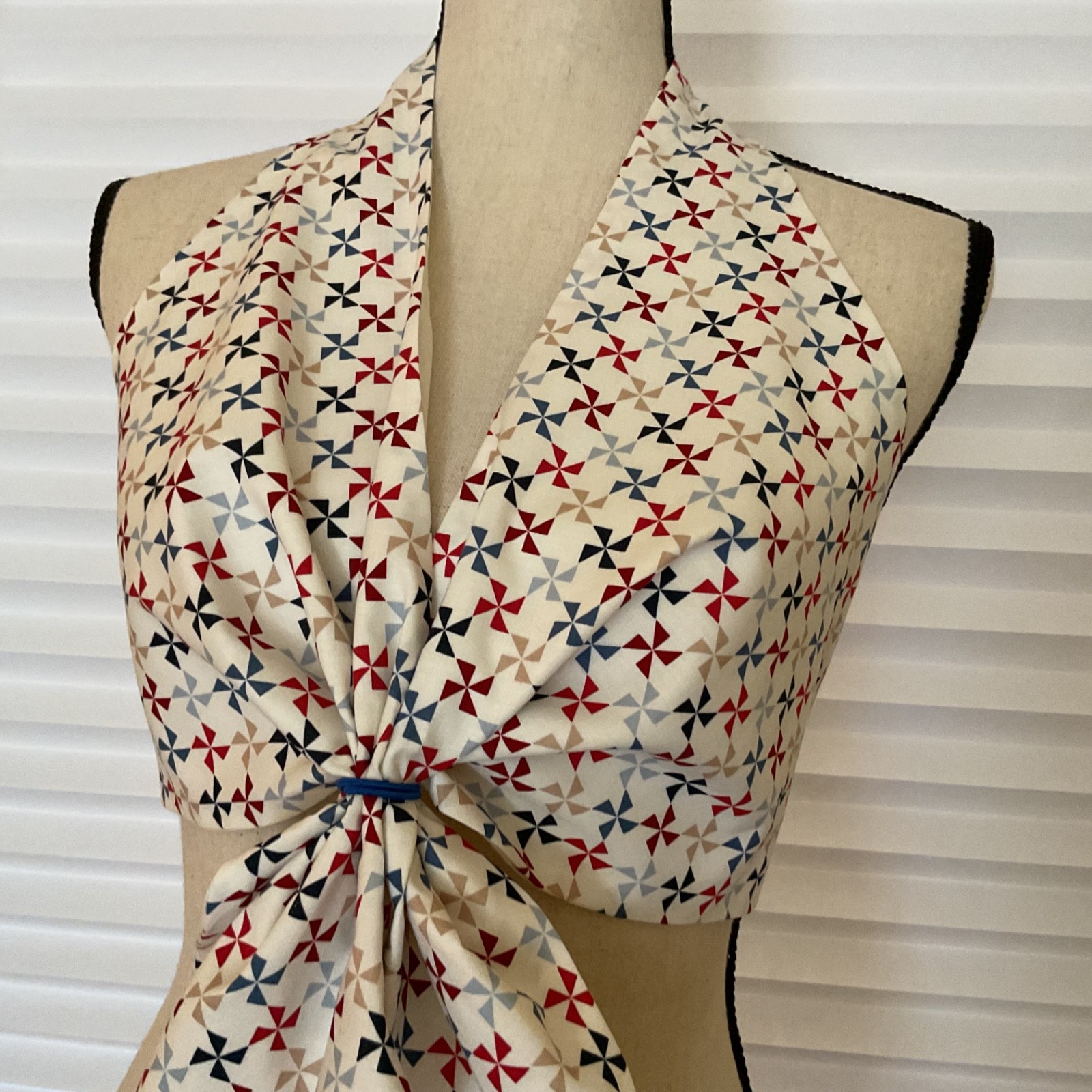 Halter top especially to celebrate 4th July holiday. S/M. 100% cotton. Handmade.