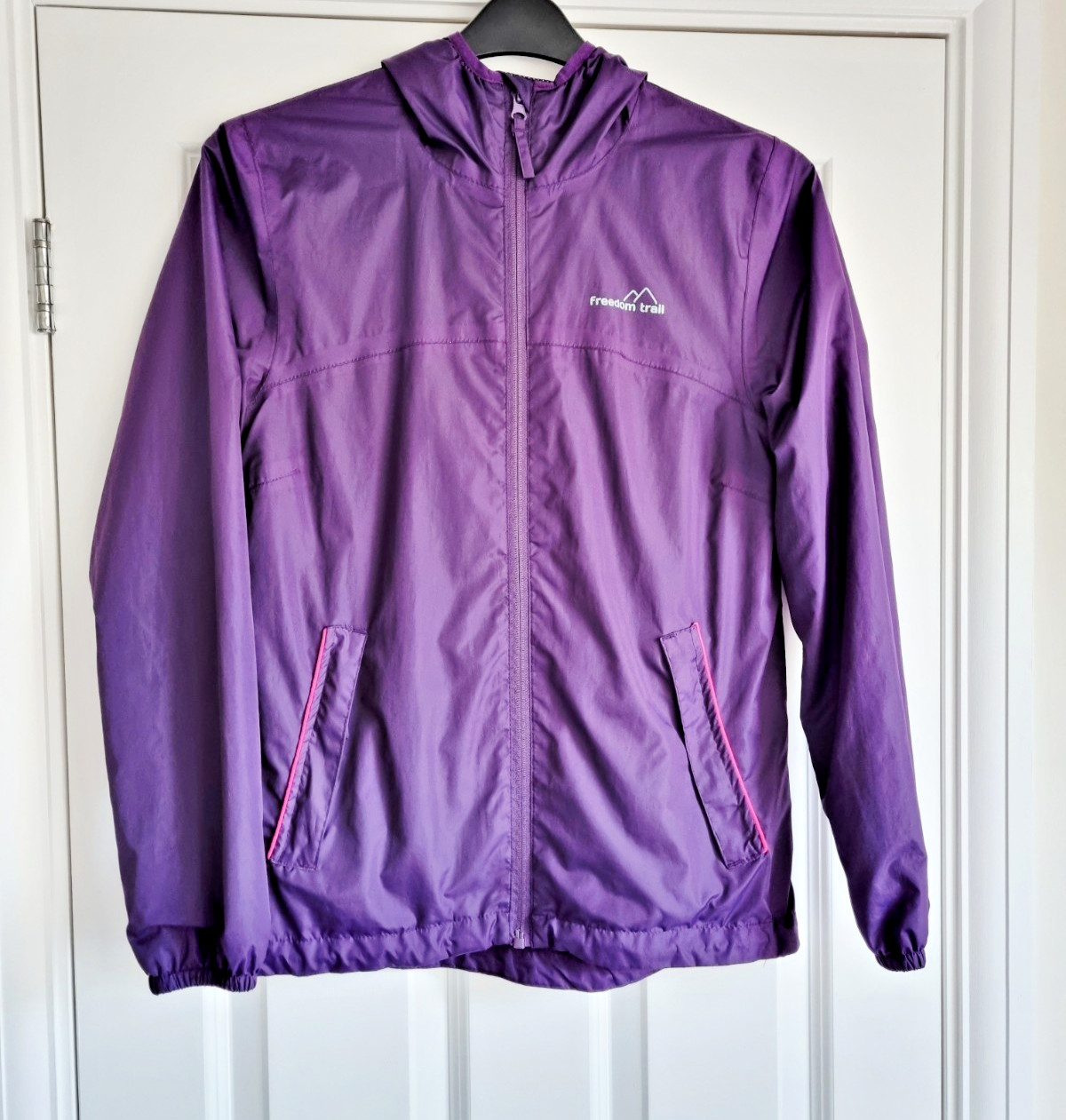 Freedom Trail Womens Windbreaker Jacket Size UK 8 Purple Hooded Showerproof