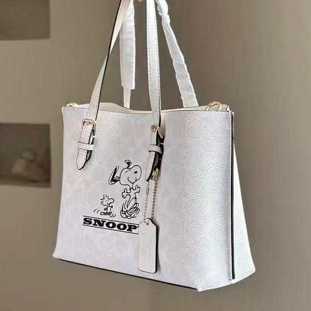COACH X PEANUTS CBJ87 Collaboration Mollie Tote Bag Snoopy Handbag Canvas NWT
