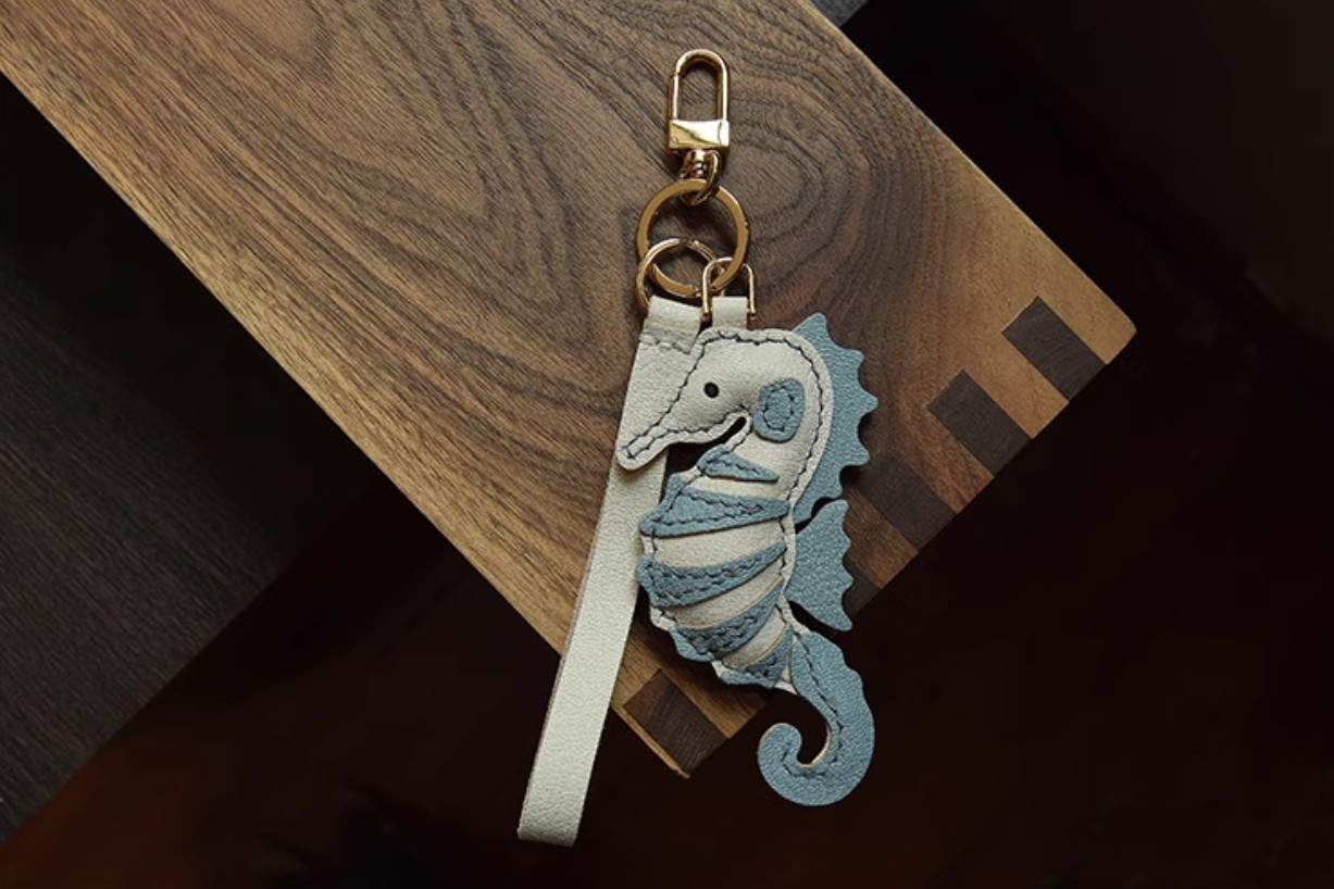 Real Leather Seahorse Bag Charm Handmade KeyChain Key Ring Handbag Accessories