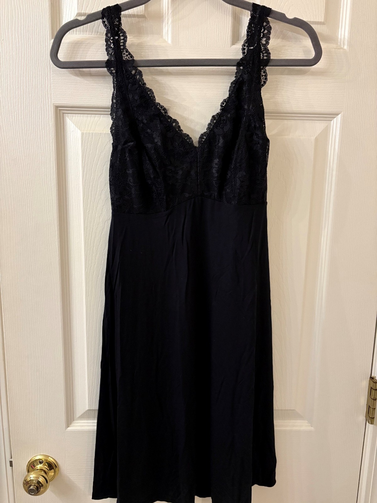 Women’s Nightgown Lingerie/Sleepwear, Black w/ Lace, Medium, Felina Brand
