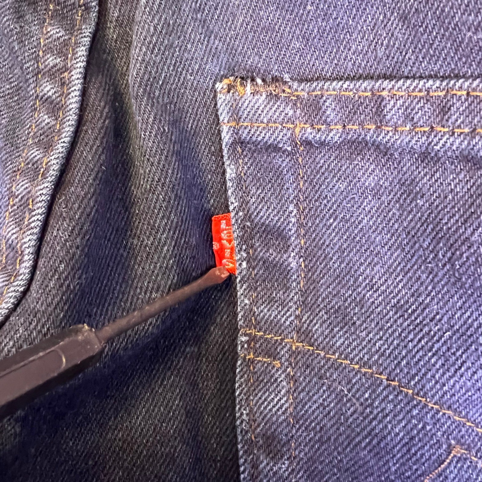 VTG 80s Levis 502 055B Jeans 32×32 Raw Indigo Denim Button Fly Red Tab Leather