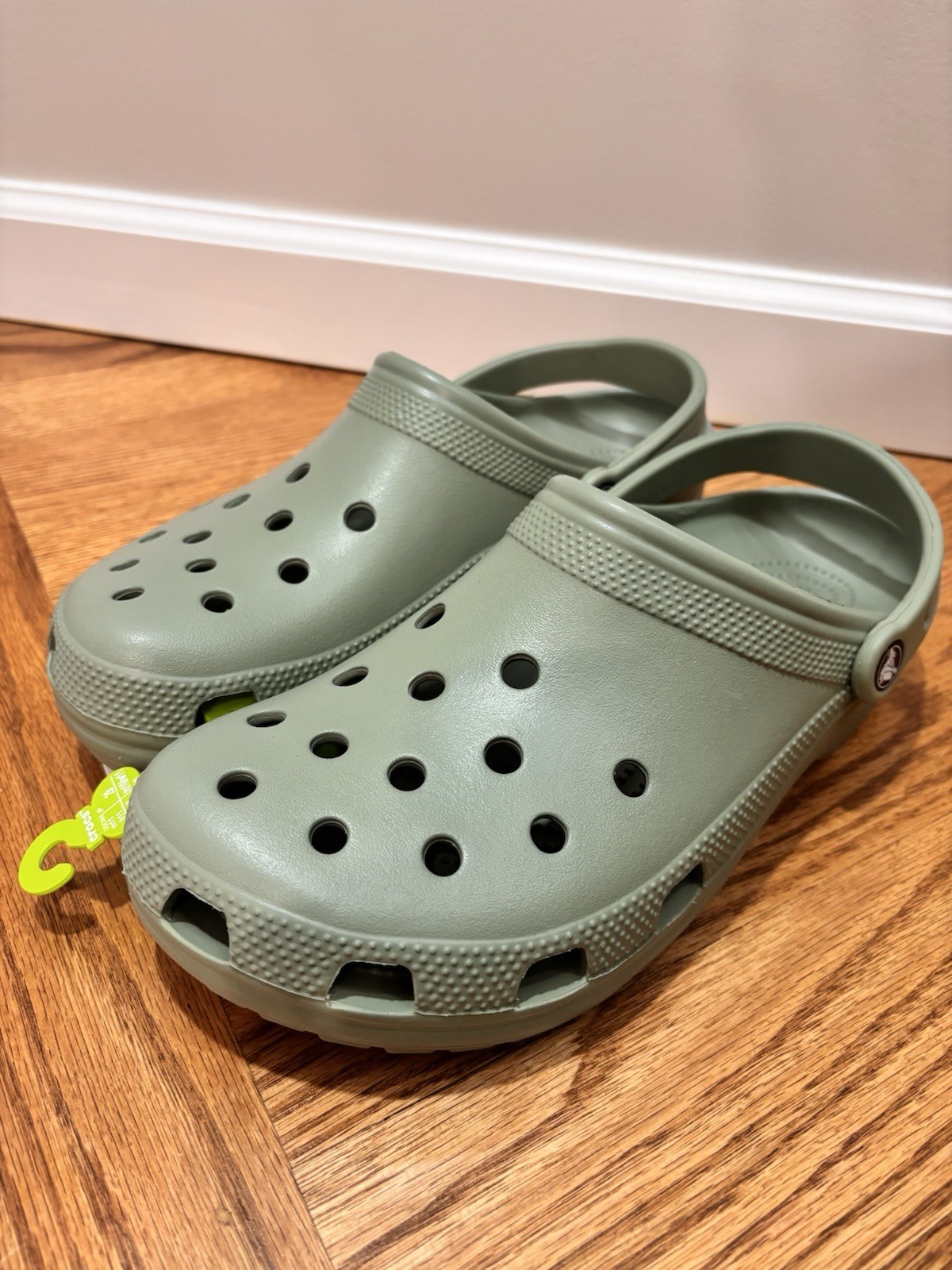 Authentic Brand new Unisex Crocs Classic Waterproof Marble Clog Shoes Size: m11