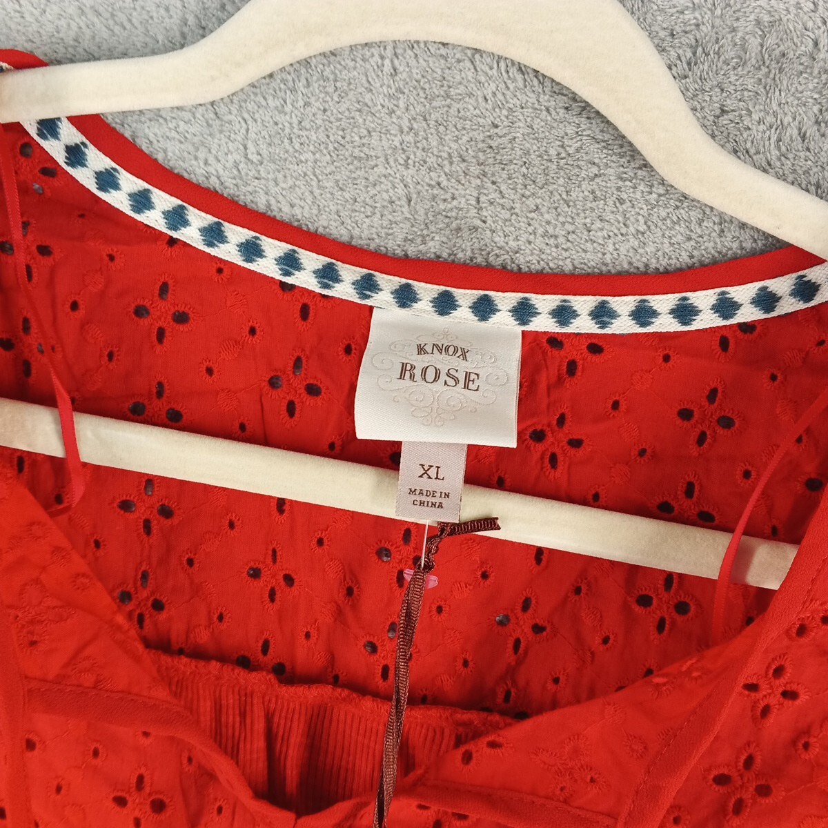 NWT Knox Rose Summer Top Rebel Red Eyelet Lace Rib Knit Boho Tassel Detail