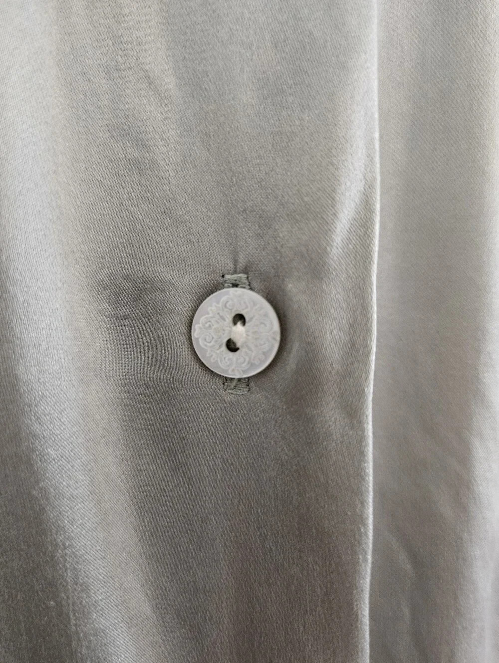 Talbots 100% Silk Blouse Button Down Shirt, Light Sage Green, Size 6