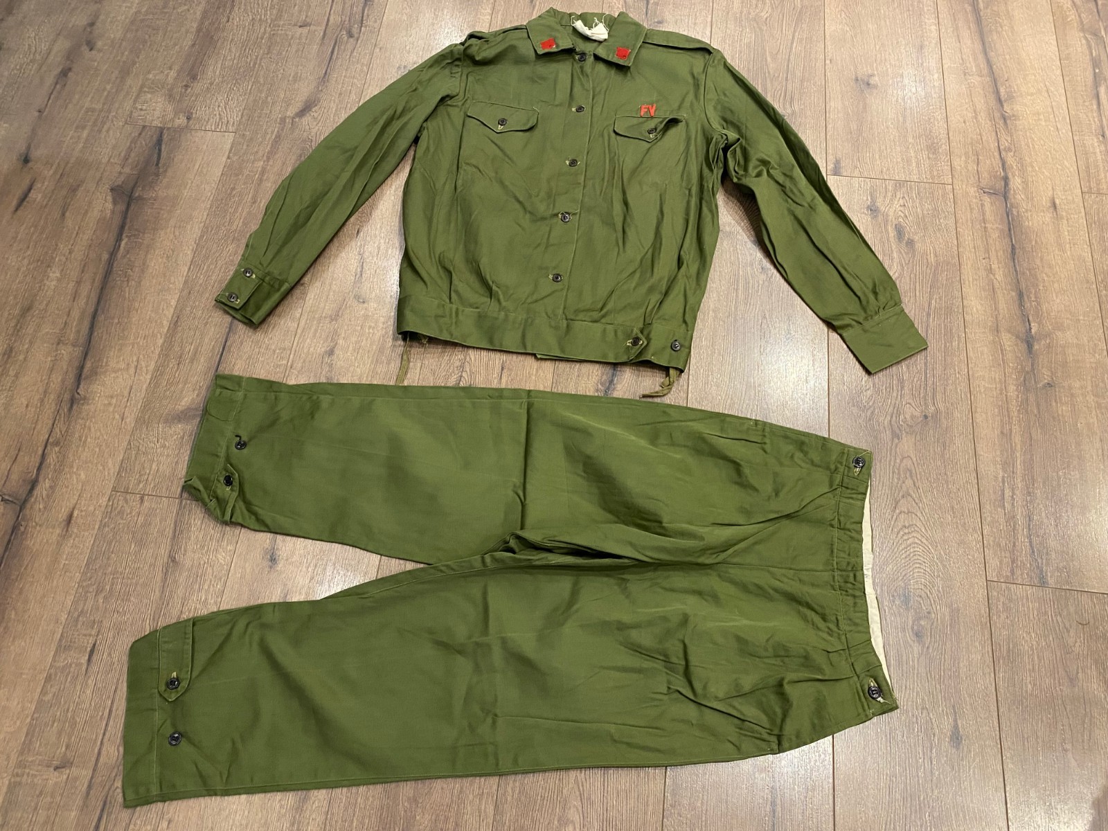 ALBANIA FEMALE SOLDIER UNIFORM F.V COMMUNIST ERA ARMY ALBANIAN ENVER HOXHA #852