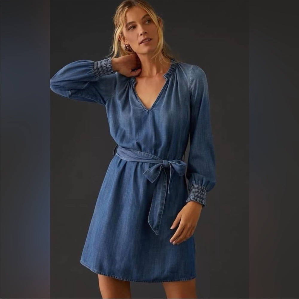 Anthropologie Cloth and Stone Long Sleeve Chambray Dress (Small)