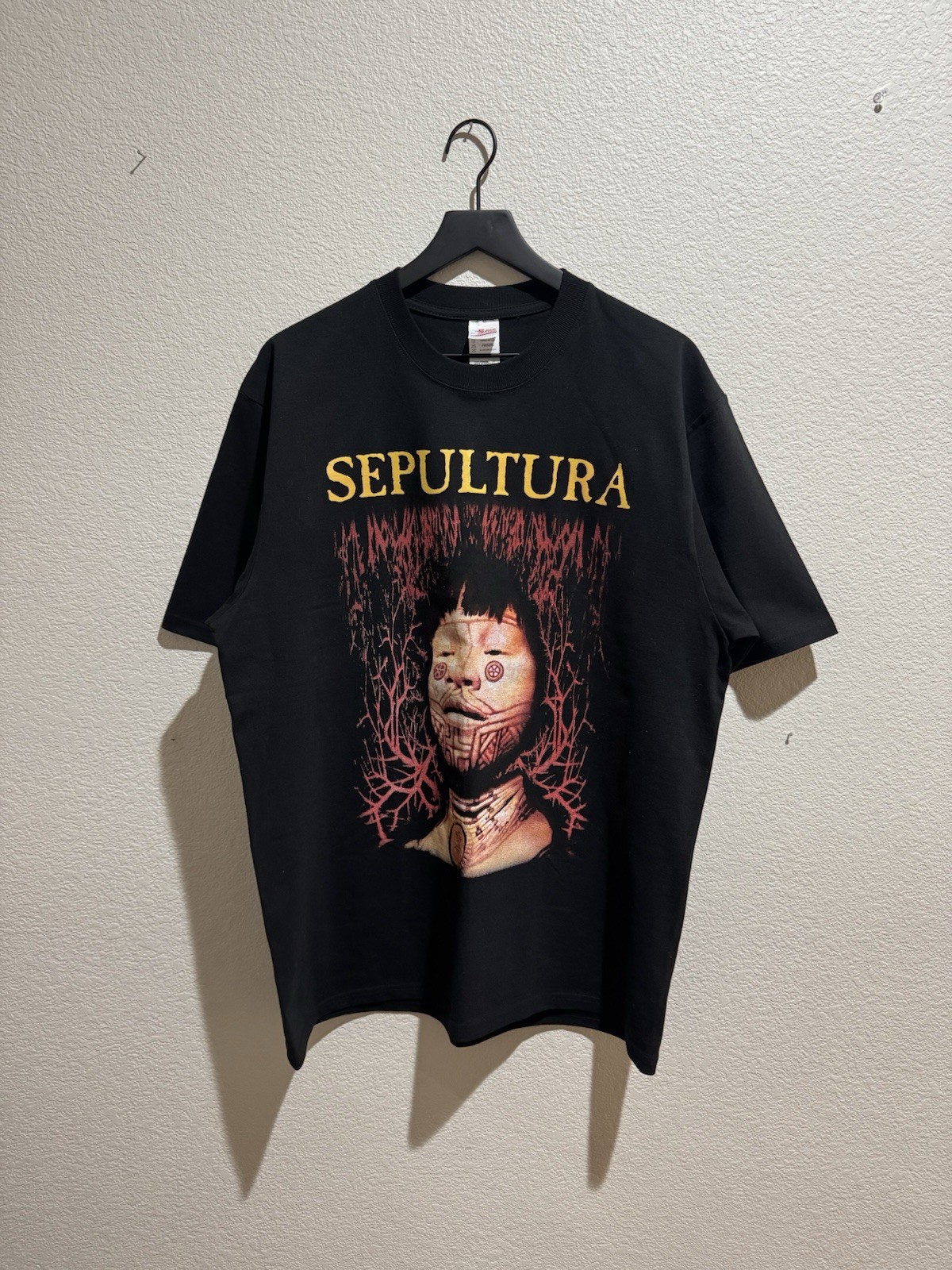 Sepultura Roots T-shirt size XL Double sided heavyweight cotton screen print