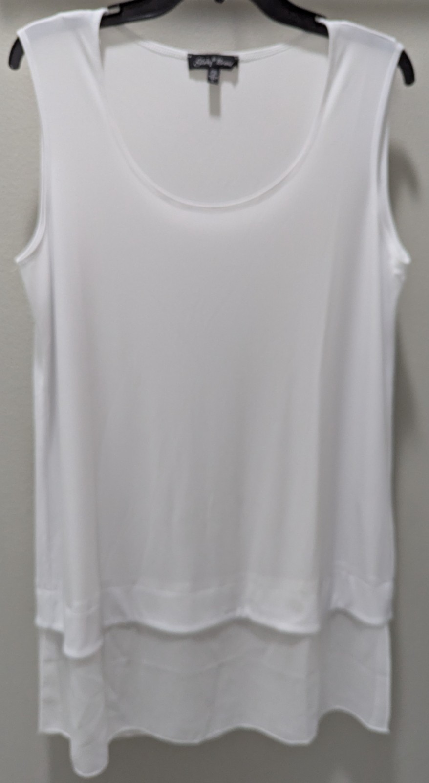 Slinky Brand Women’s Long Layered Flowy White Sleeveless Tank Top Size L