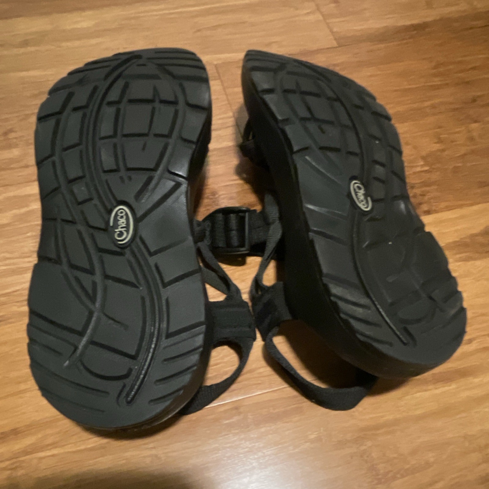 Chaco Women’s Black Strappy Sandals Adjustable Straps Buckle US 6 EU 37