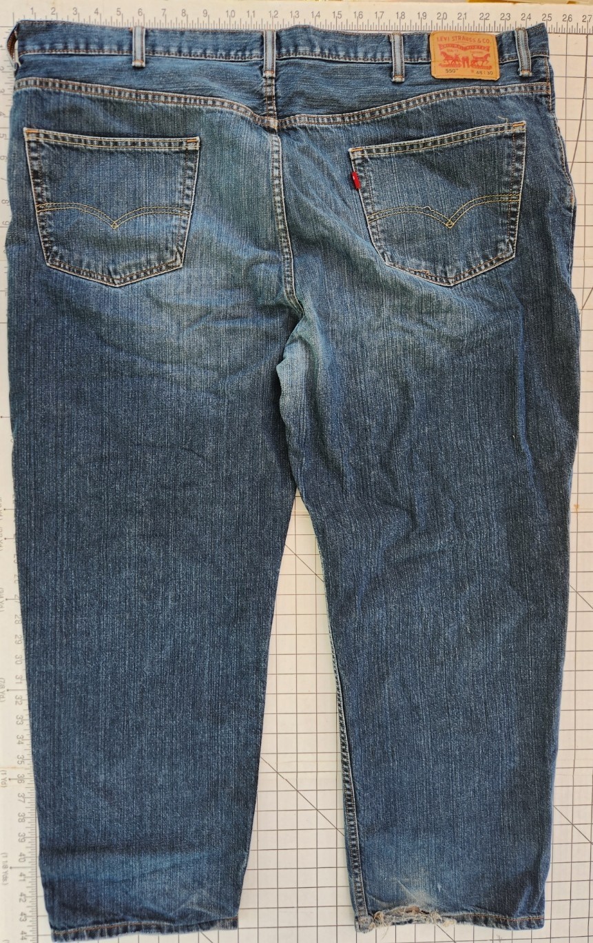 Levi’s 550 Jeans Men’s 48×30 Relaxed Fit Tapered Leg Blue Denim
