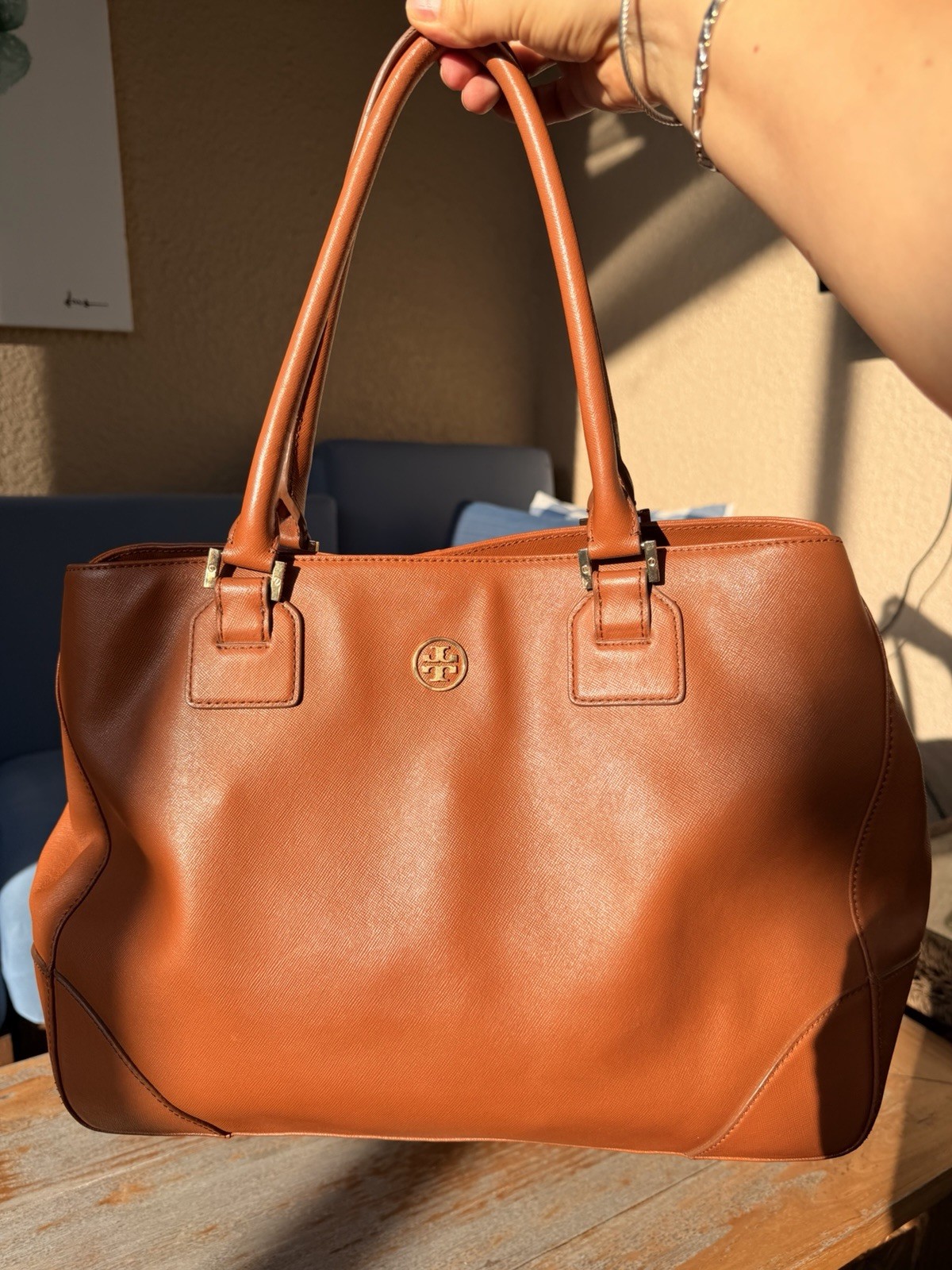 Tory Burch Robinson Saffiano Leather Tote Bag Cognac Brown Zip Satchel 16 Inch
