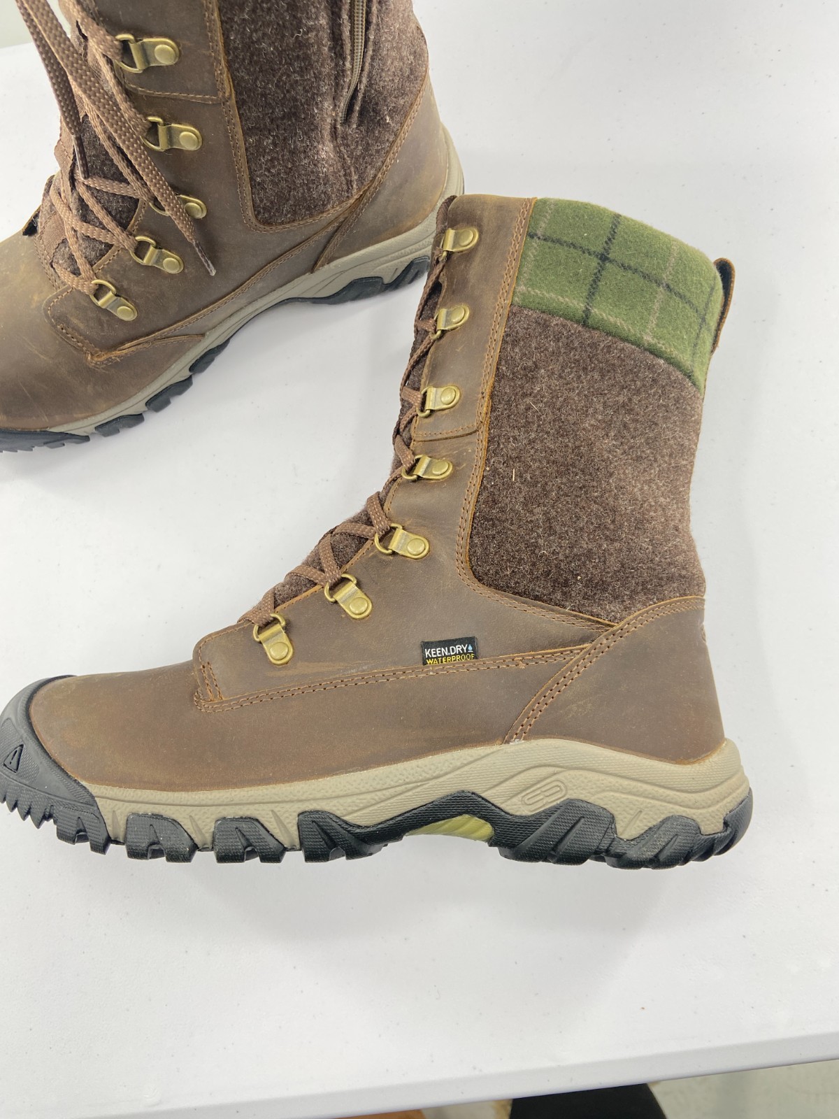 Keen Greta Tall Boot Waterproof- Dark Earth/Green Plaid- Women’s Size 10.5