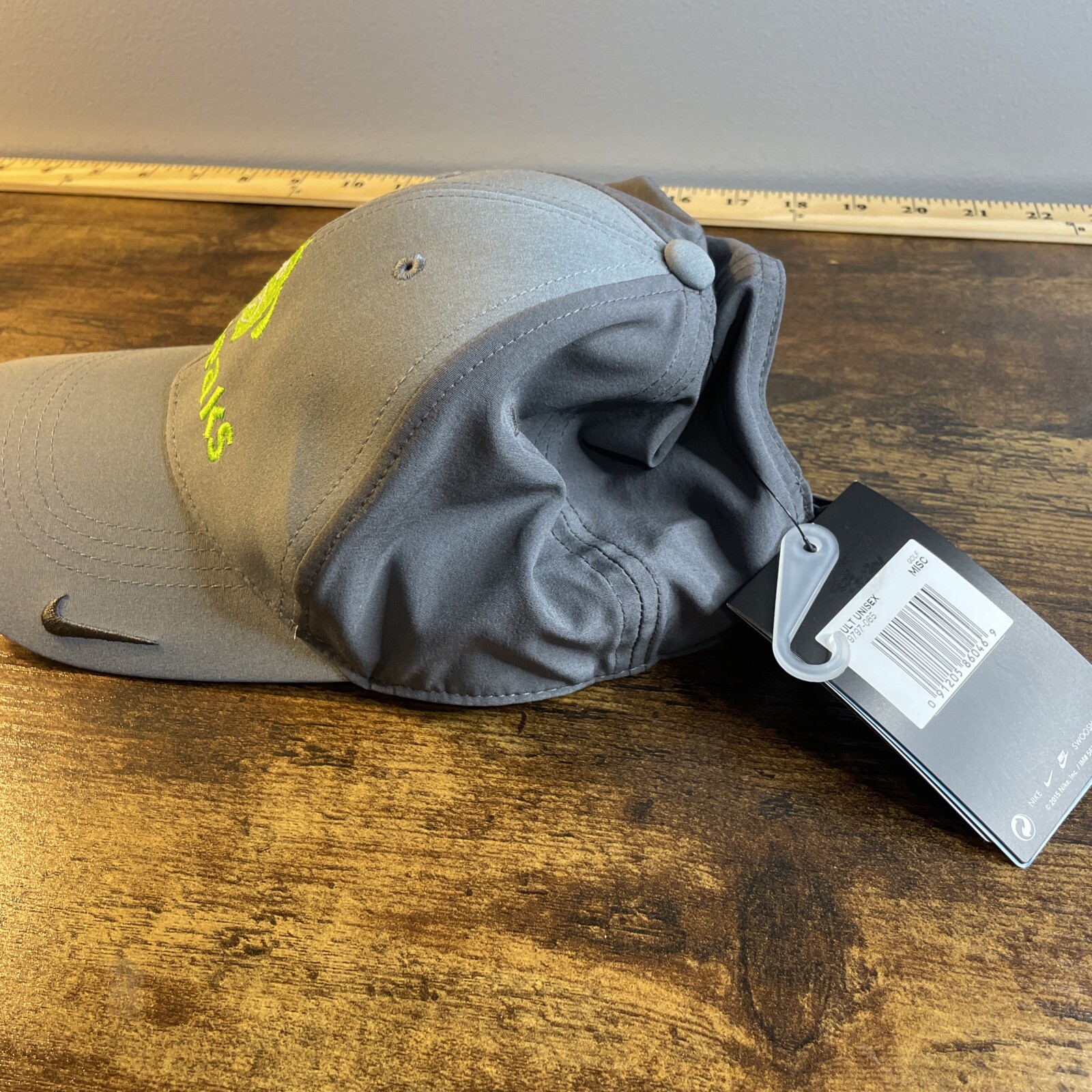 New With Tag Nike Legacy91 Squeaks -Dri-Fit Hat Adjustable Swoosh Cap 2021