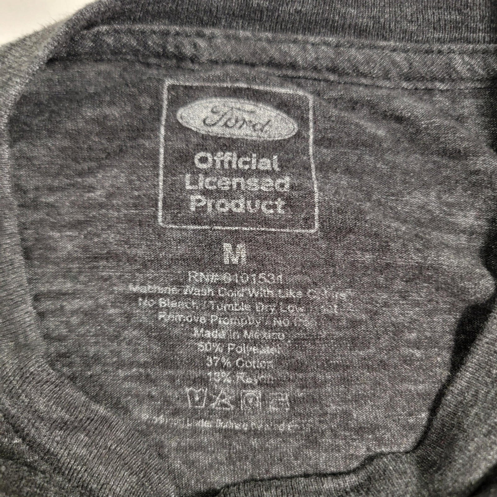Ford Mustang Graphic T-Shirt Mens Medium Charcoal Gray Heather Pony Logo Tee