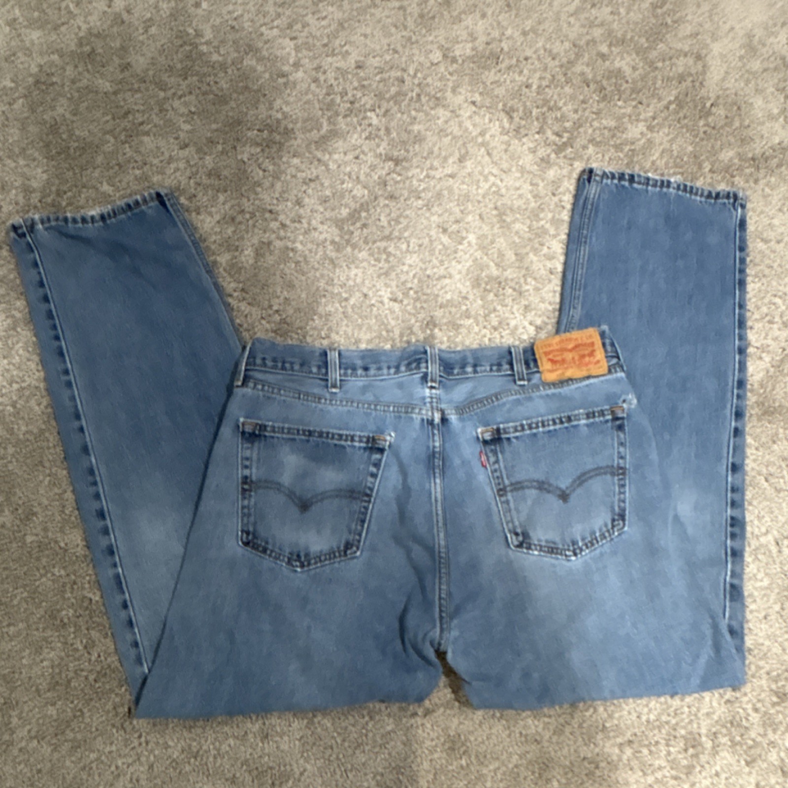 Levi’s 500 Series Men’s 505 Straight Blue Medium Wash Denim Jeans 5-Pocket